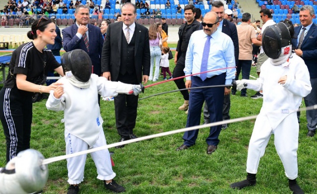 Trabzon'da "Yaza Hareketli Giriyoruz" temalı açılış töreni!. Foto Haber 21