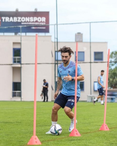 Trabzonspor’da Denswil imza sonrası kampa katıldı. Foto Haber 7