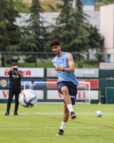 Trabzonspor’da Denswil imza sonrası kampa katıldı. Foto Haber 15