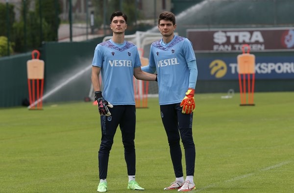 Trabzonspor’da Denswil imza sonrası kampa katıldı. Foto Haber 18
