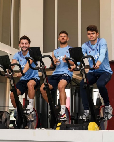 Trabzonspor’da Denswil imza sonrası kampa katıldı. Foto Haber 25