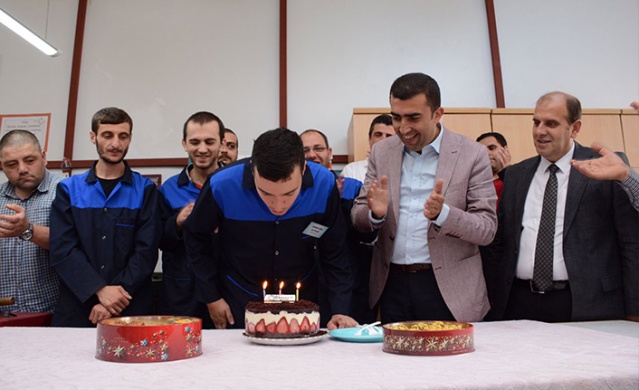 Bu ayakkabılar çok özel, Trabzon'da üretiliyor! Foto Haber 10