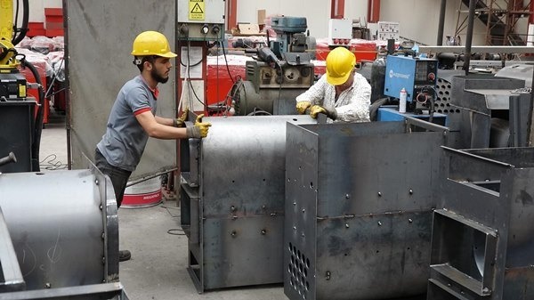 Trabzon'da dağı tıraşlayıp, zirveye OSB kurdular.Foto Haber 12