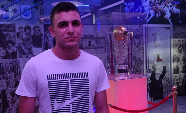 Trabzonspor'un şampiyonluk kupasına ziyaretçi akını! Foto Galeri 8