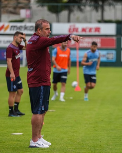 Trabzonspor'da  futbolculara sakatlık risk analizi yapıldı.30 Mayıs 2022-Foto Haber 39
