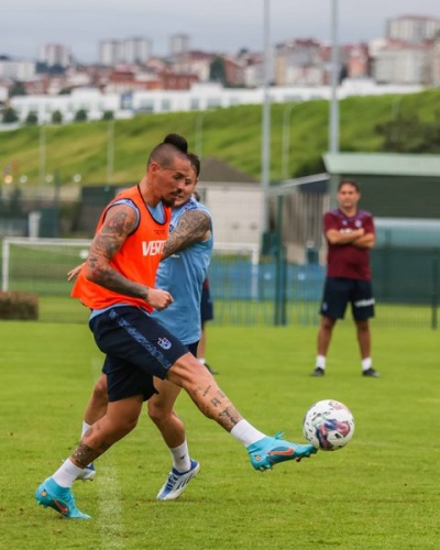 Trabzonspor'da  futbolculara sakatlık risk analizi yapıldı.30 Mayıs 2022-Foto Haber 41