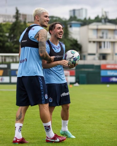 Trabzonspor'da  futbolculara sakatlık risk analizi yapıldı.30 Mayıs 2022-Foto Haber 40