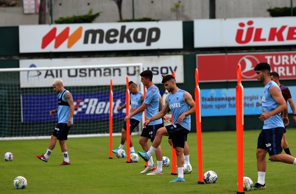 Trabzonspor'da  futbolculara sakatlık risk analizi yapıldı.30 Mayıs 2022-Foto Haber 42