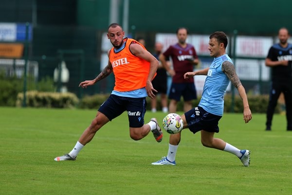 Trabzonspor'da  futbolculara sakatlık risk analizi yapıldı.30 Mayıs 2022-Foto Haber 31