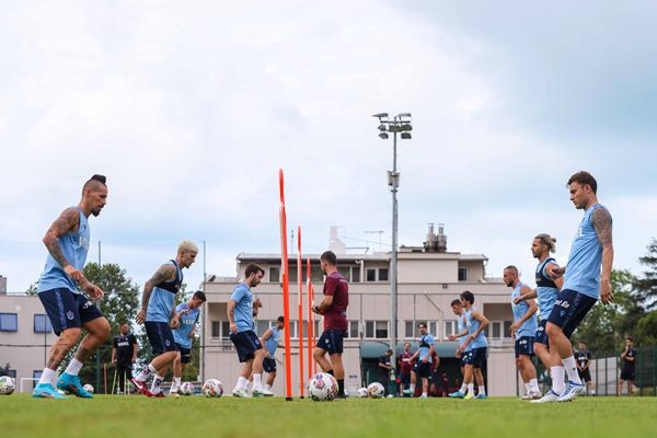 Trabzonspor'da  futbolculara sakatlık risk analizi yapıldı.30 Mayıs 2022-Foto Haber 15