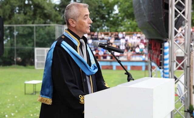 KTÜ Mühendislik Fakültesi'nde Mezuniyet Coşkusu. Foto Haber 5