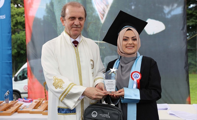 KTÜ Mühendislik Fakültesi'nde Mezuniyet Coşkusu. Foto Haber 13