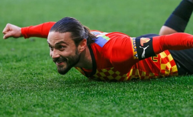 Trabzonspor'un listesindeki ismin yeni adresi belli oldu!. Foto Haber 3