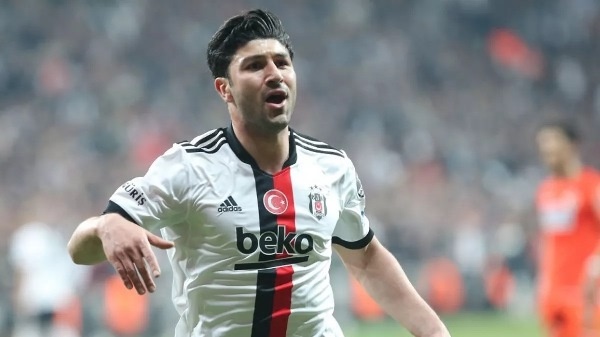 Trabzonspor'da Güven Yalçın pazarlığı. Foto Haber 5