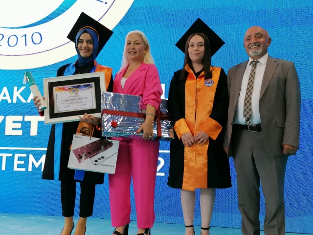 Avrasya Üniversitesi Mezuniyet Töreni'nden kareler 18