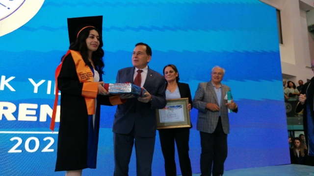 Avrasya Üniversitesi Mezuniyet Töreni'nden kareler 3