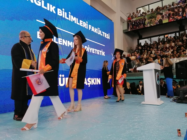 Avrasya Üniversitesi Mezuniyet Töreni'nden kareler 13