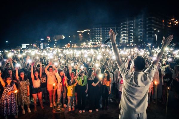 Trabzon eğlenceye doydu. Foto Haber 14