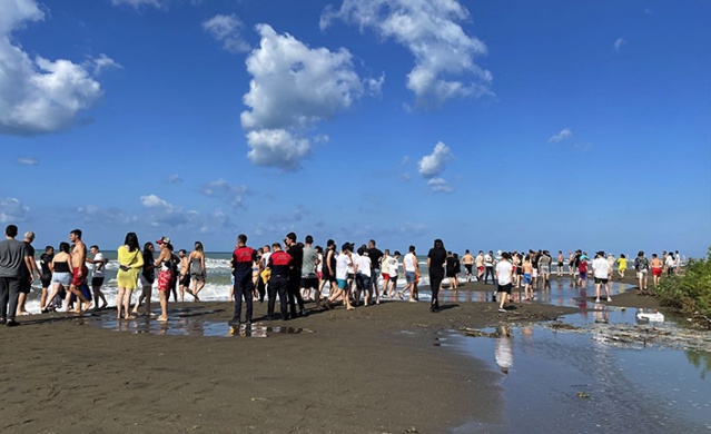 Denize giren gençten haber alınamıyor! Arama çalışması başlatıldı 1