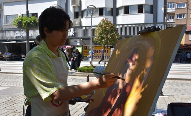Trabzon tarihi sanatçıların da ilgi odağı oldu 3