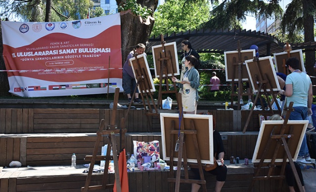 Trabzon tarihi sanatçıların da ilgi odağı oldu 8