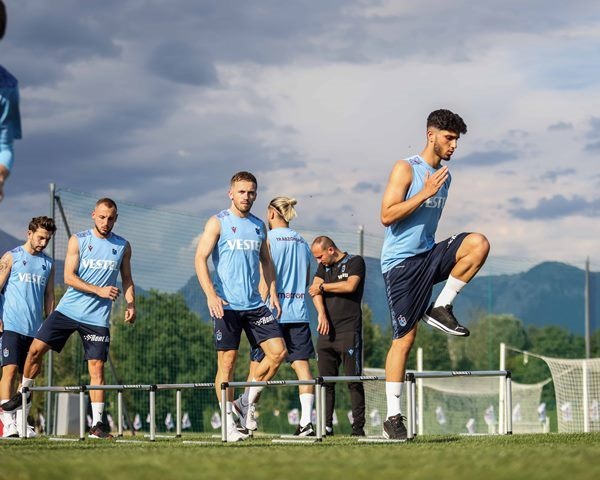Trabzonspor'dan kampta ilk antrenman. Foto Haber 12