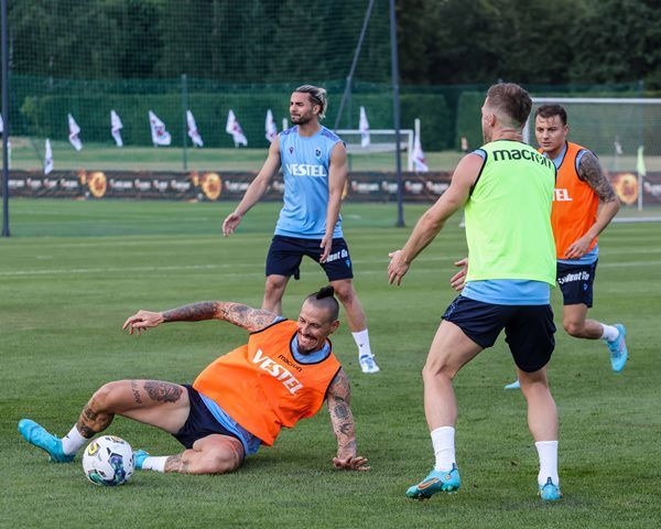 Trabzonspor'dan kampta ilk antrenman. Foto Haber 21