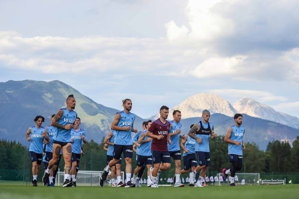 Trabzonspor'dan kampta ilk antrenman. Foto Haber 47