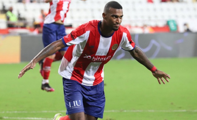 Trabzonspor'da günün transfer gelişmeleri 8