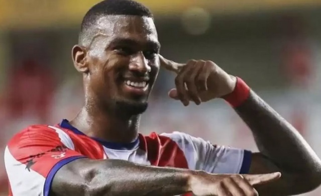 Trabzonspor'da günün transfer gelişmeleri 9