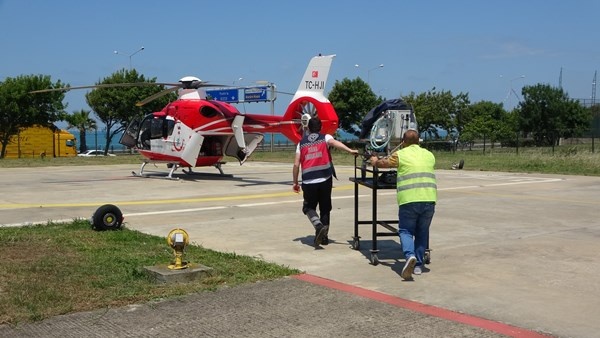 Trabzon'da Helikopter ambulans en yoğun günlerini yaz mevsiminde yaşıyor. Foto Haber 8