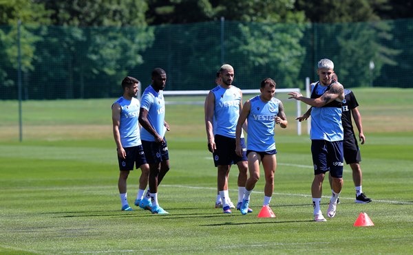 Trabzonspor'da şok! Visca antrenmanı tamamlayamadı. Foto Galeri 15