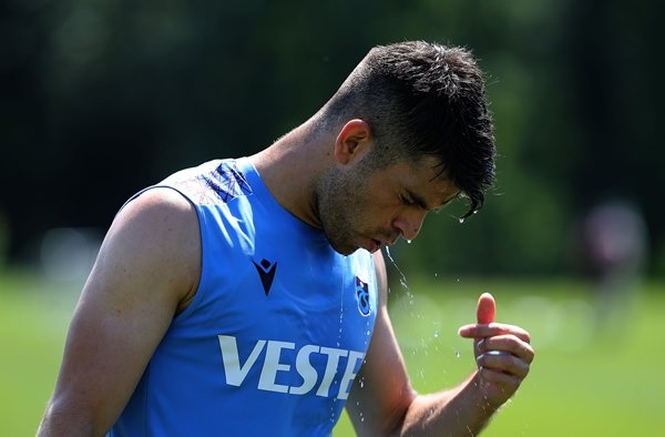 Trabzonspor'da şok! Visca antrenmanı tamamlayamadı. Foto Galeri 7