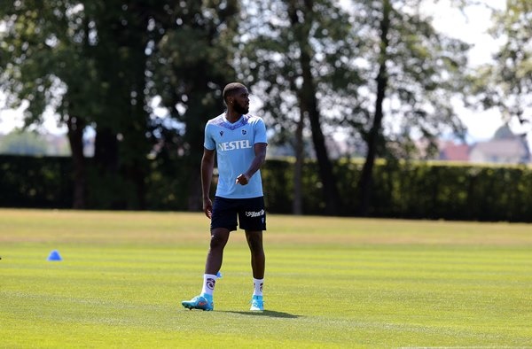 Trabzonspor'da şok! Visca antrenmanı tamamlayamadı. Foto Galeri 8