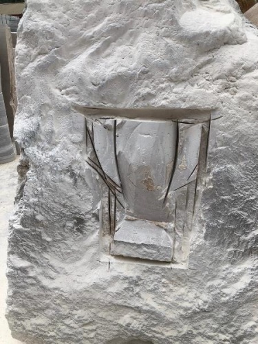 Trabzon'da mermer ustalarından 13 tonluk şampiyonluk anıtı. Foto Haber 24