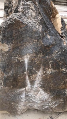 Trabzon'da mermer ustalarından 13 tonluk şampiyonluk anıtı. Foto Haber 16