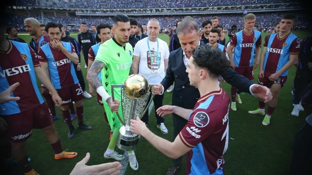 Abdülkadir Ömür için o takım yeniden devrede. Foto Haber 8