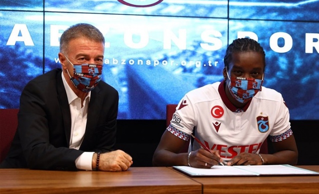 Trabzonspor'da günün transfer haberleri. Foto Haber 5