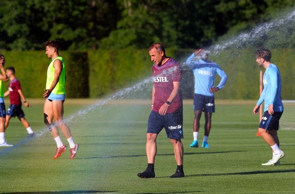 Trabzonspor'da Slovenya kampında sezon hazırlıklar sürüyor. 8 Temmuz 2022-Foto Haber 10