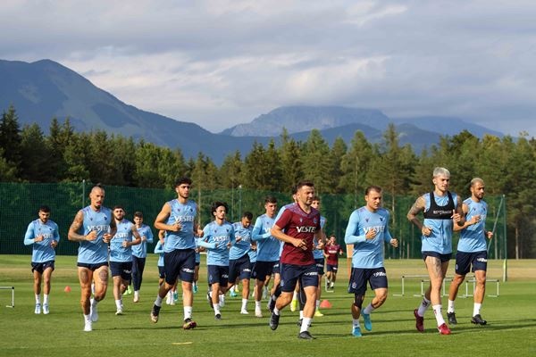 Trabzonspor Slovenya'da çift antremanla günü tamamladı. 11 Temmuz 2022 32