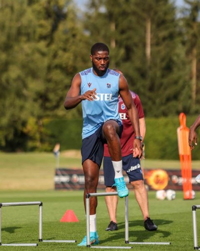 Trabzonspor Slovenya'da çift antremanla günü tamamladı. 11 Temmuz 2022 7