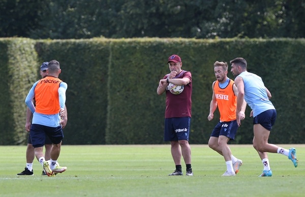 Trabzonspor'da Slovenya'da sabah antremanını sürdürdü.. 12 Temmuz 2022 6
