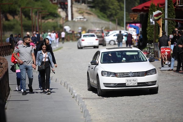 Uzungöl'e akın; kilometrelerce araç kuyruğu oluştu. Foto Haber 2