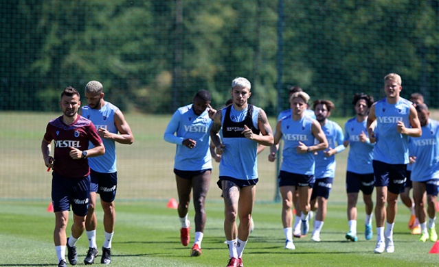 Trabzonspor günü tek antrenmanla tamamladı. Foto Haber 9