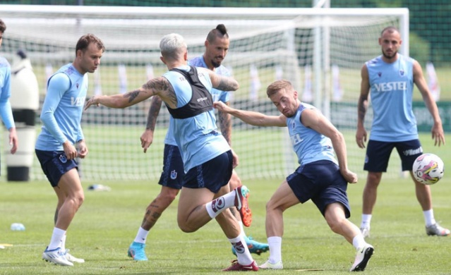 Trabzonspor'da 2 hamle birden!. Foto Haber 4