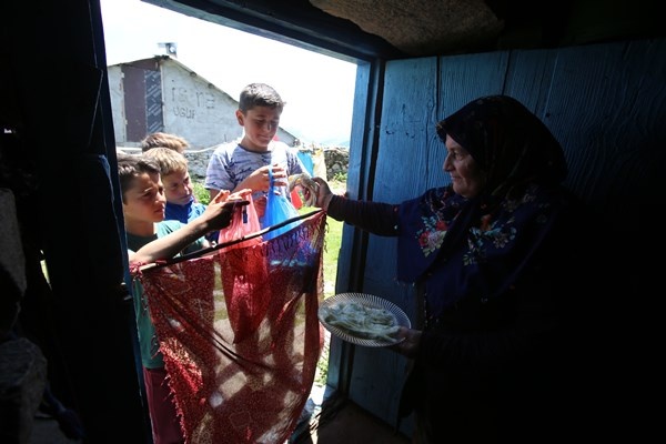 Yaylaların Güneş Duası ‘Guza Guza’ geleneği sürdürülüyor. Foto Haber 6