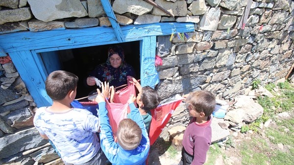 Yaylaların Güneş Duası ‘Guza Guza’ geleneği sürdürülüyor. Foto Haber 10