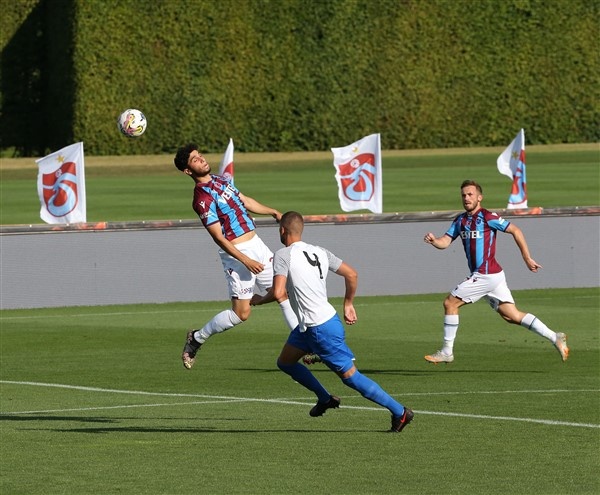 Trabzonspor'un ilk hazırlık maçından kareler. Foto Haber 20