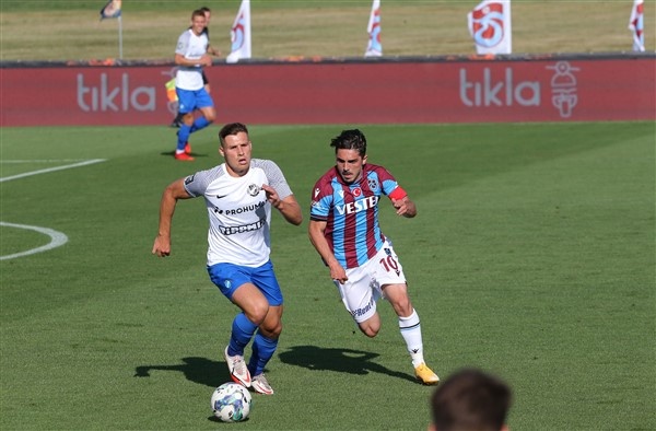 Trabzonspor'un ilk hazırlık maçından kareler. Foto Haber 10