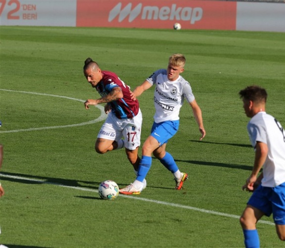 Trabzonspor'un ilk hazırlık maçından kareler. Foto Haber 21